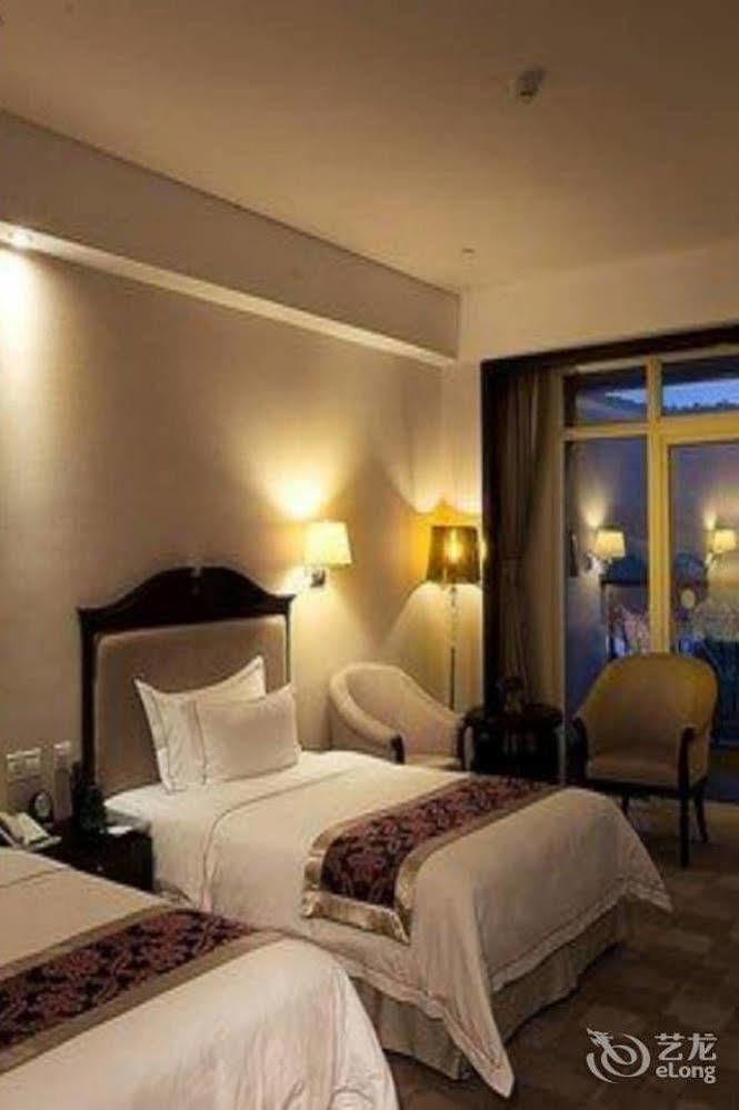 Phoenix Hotel Wuyi Jiangmen Extérieur photo
